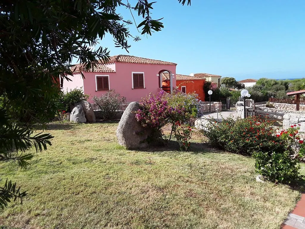 Hotel apartamentowy Sardinia Beach Apartments Aglientu