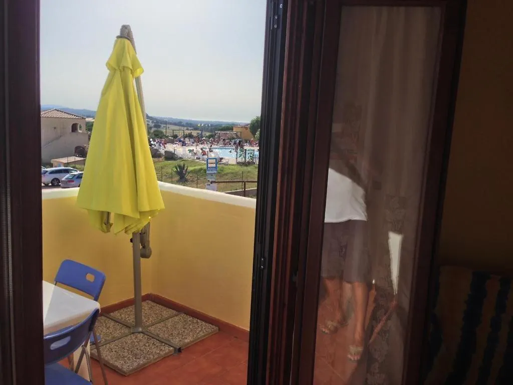 Hotel apartamentowy Sardinia Beach Apartments Aglientu Włochy